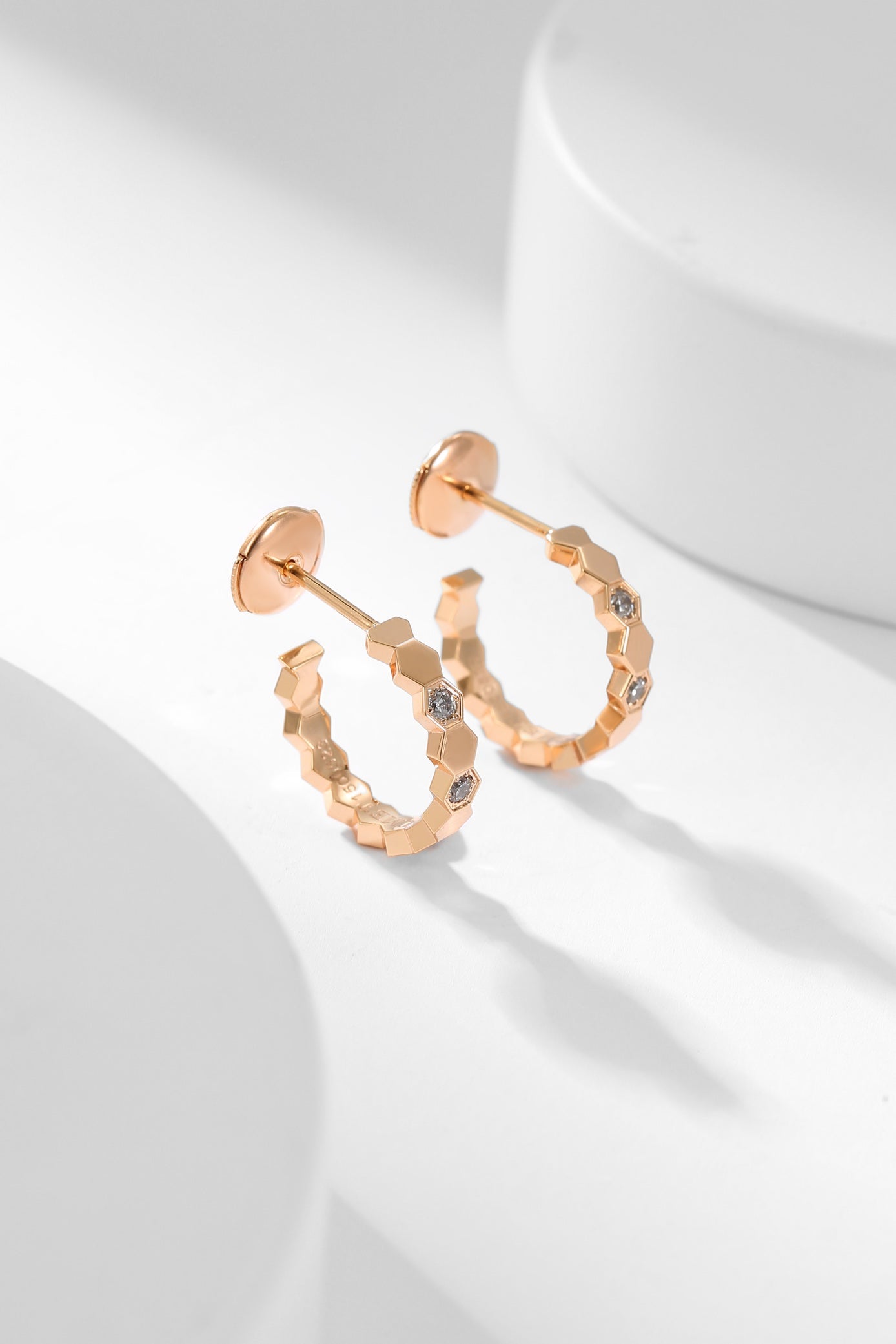 [Vintora]BEE LOVE DIAMOND HOOP EARRINGS