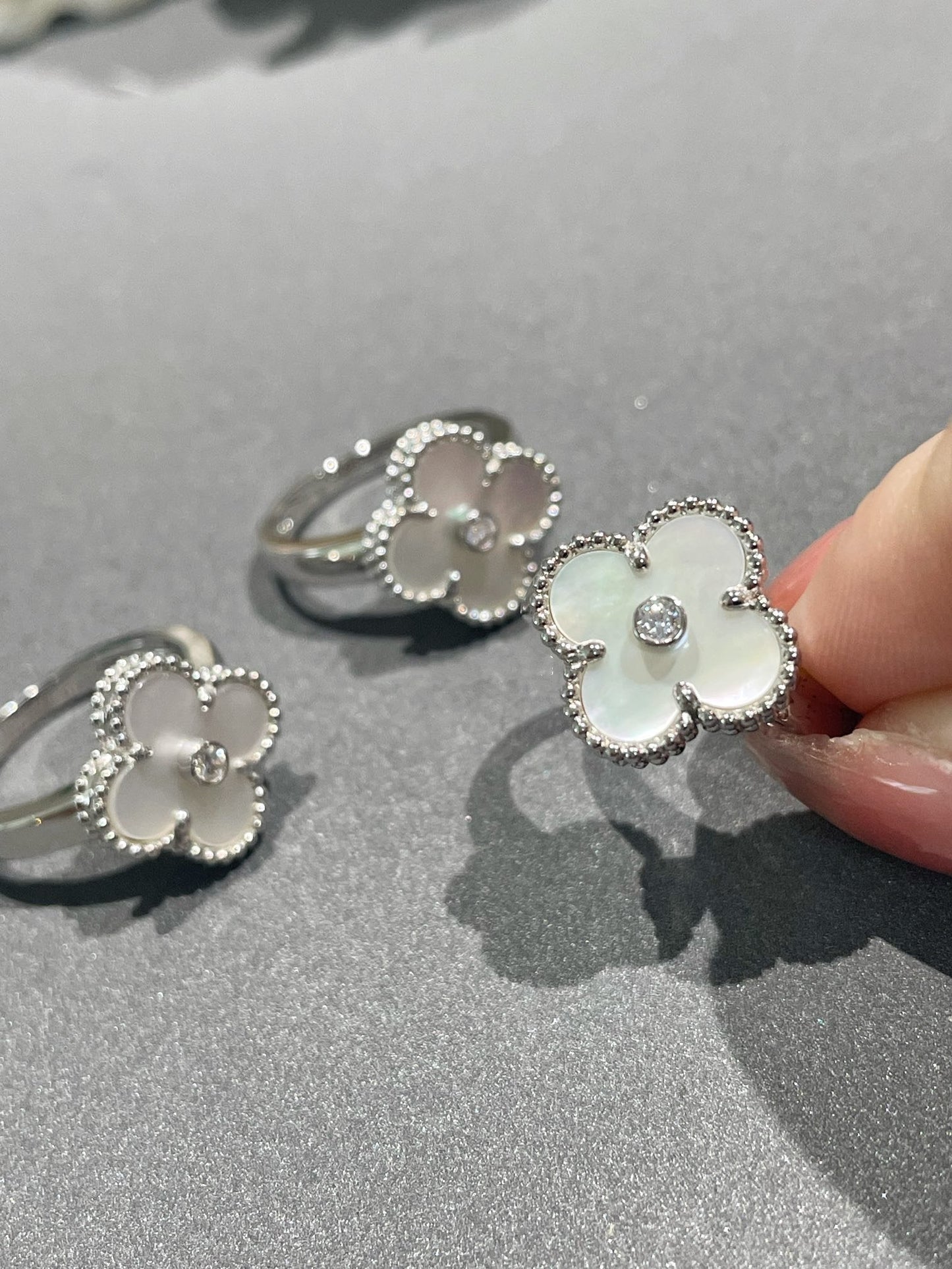 [Vintora]CLOVER SILVER MOP DIAMOND RING