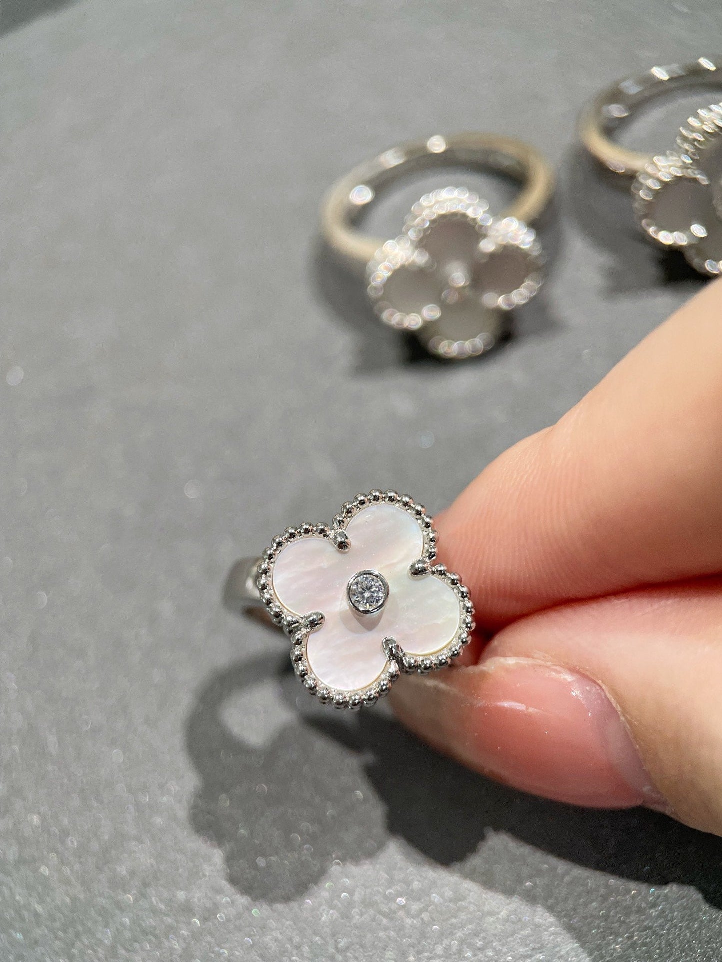 [Vintora]CLOVER SILVER MOP DIAMOND RING