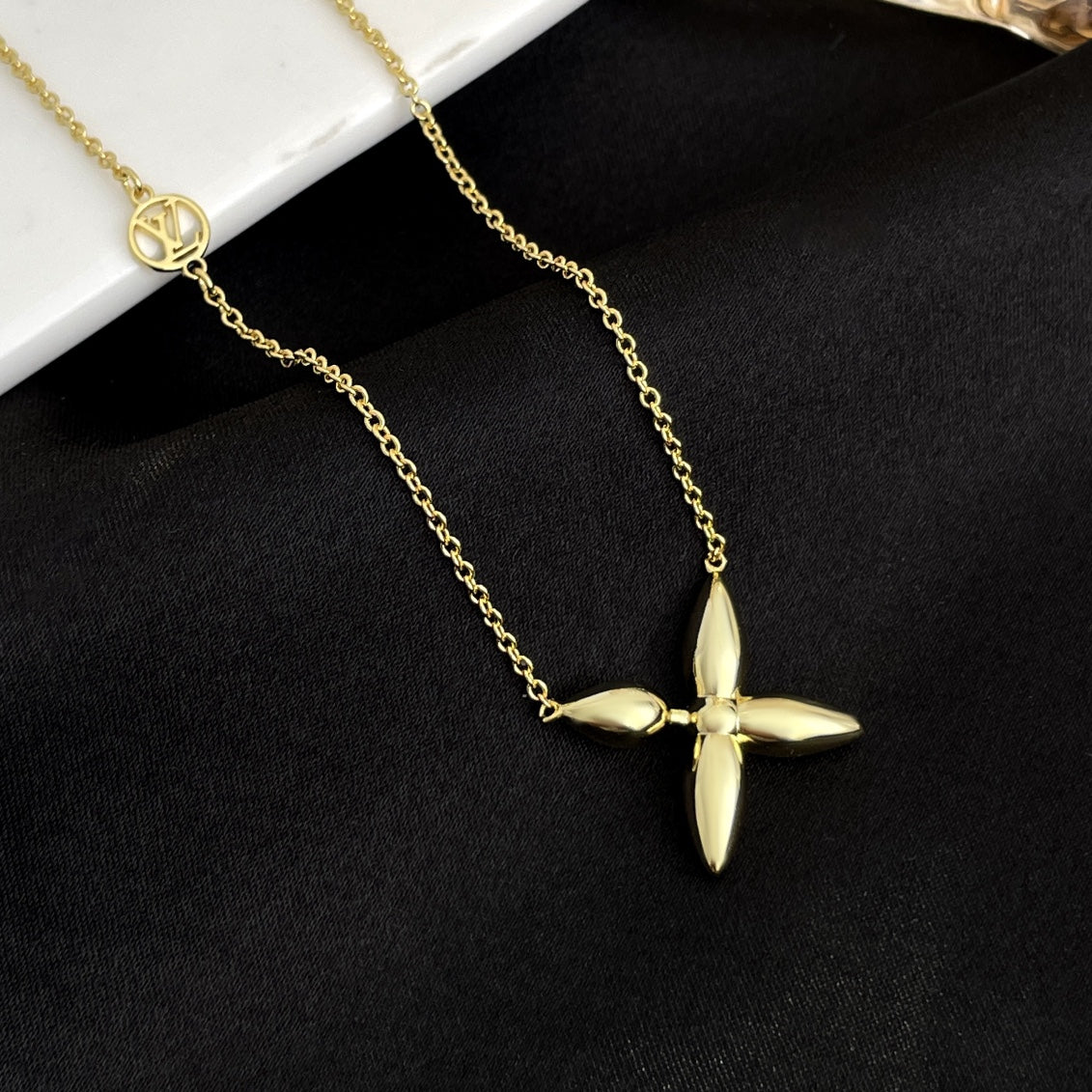 [Vintora]LOUISETTE GOLD NECKLACE