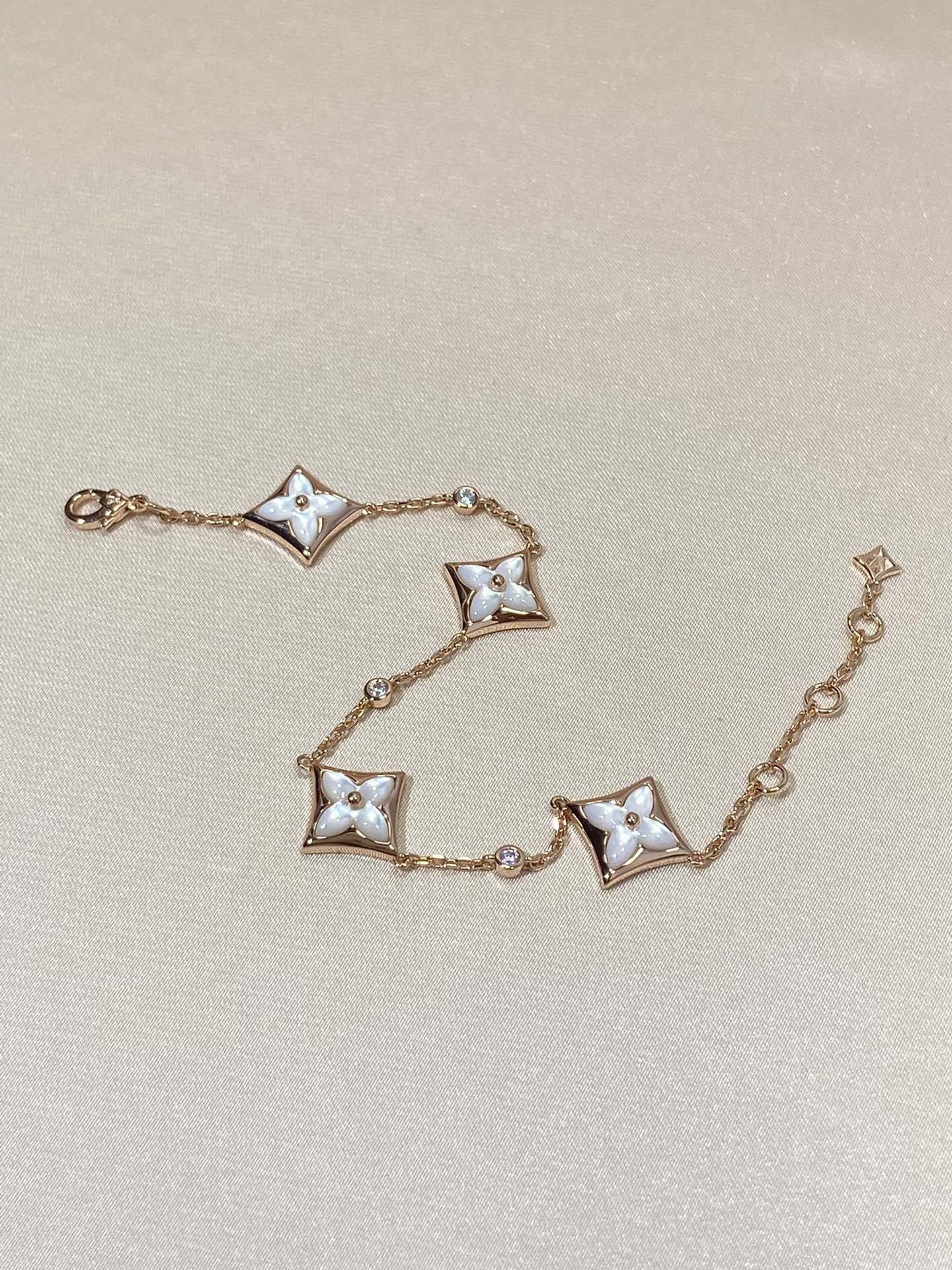 [Vintora]STAR 4 MOTIF MOP DIAMOND PINK GOLD BRACELET