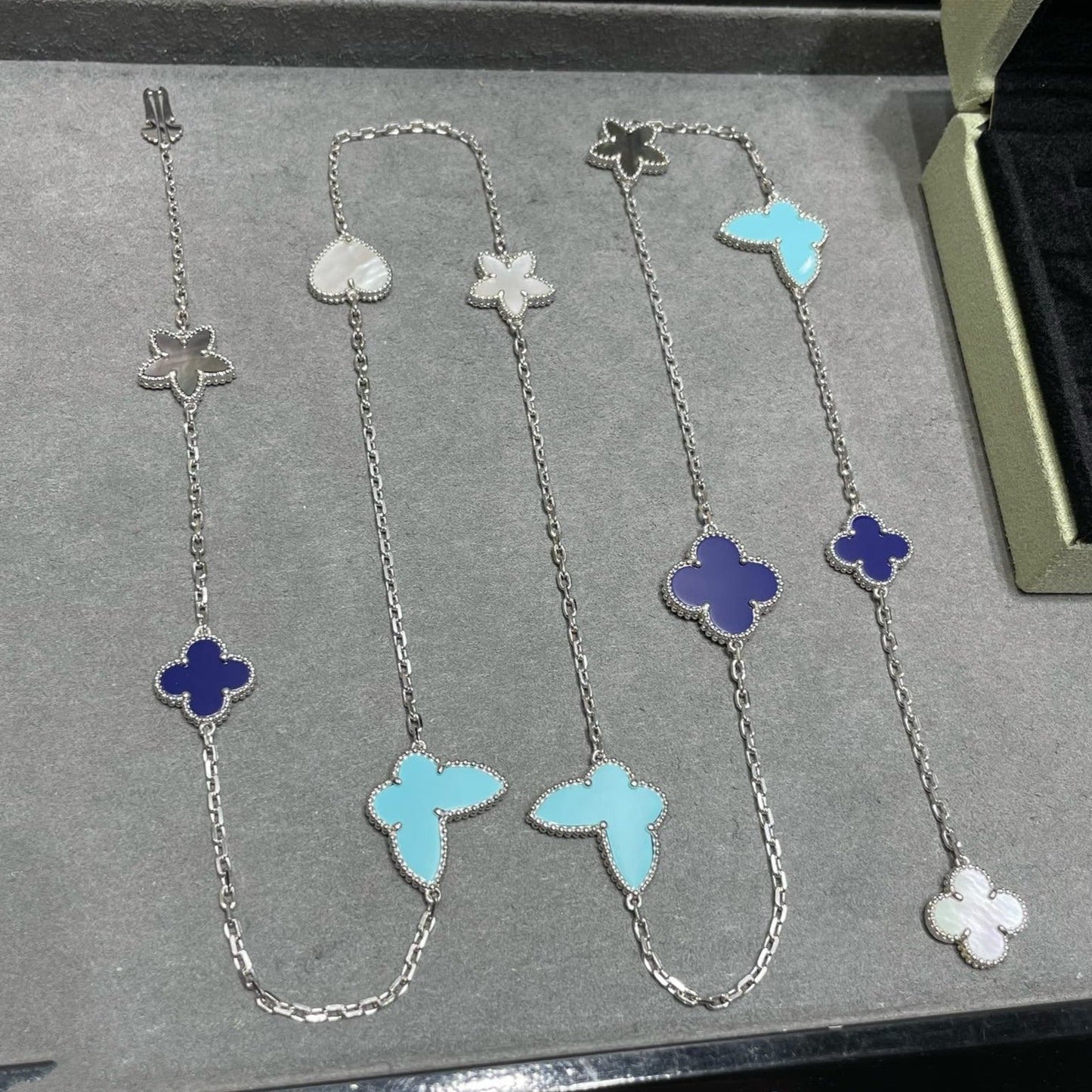 [Vintora]LUCKY CLOVER SILVER 11 MOTIF NECKLACE