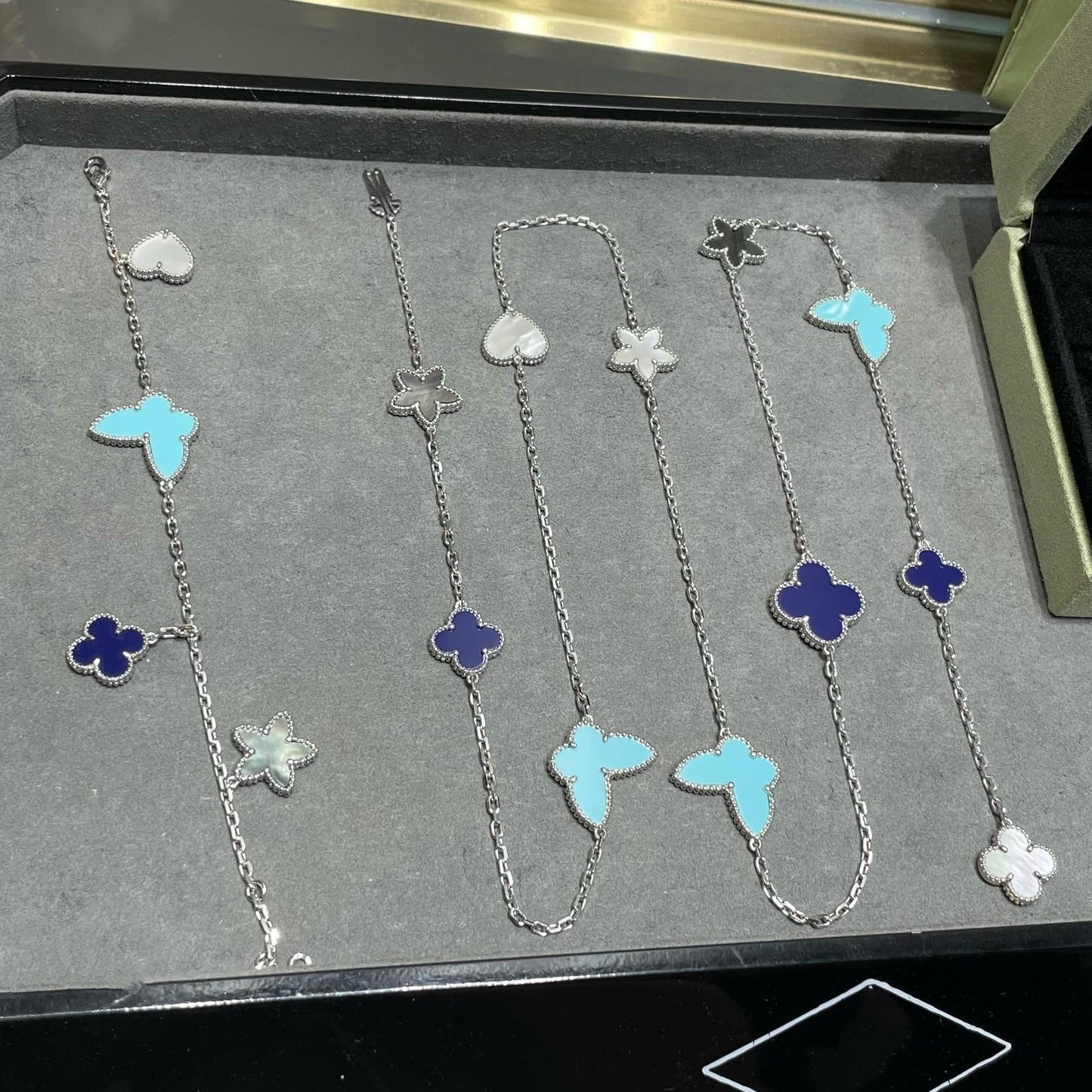 [Vintora]LUCKY CLOVER SILVER 11 MOTIF NECKLACE