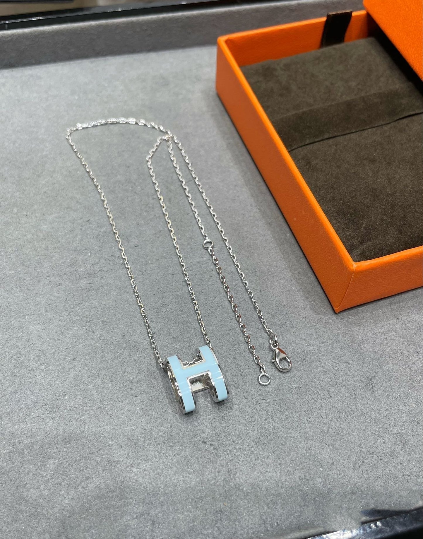 [Vintora]POP H SKY BLUE NECKLACE