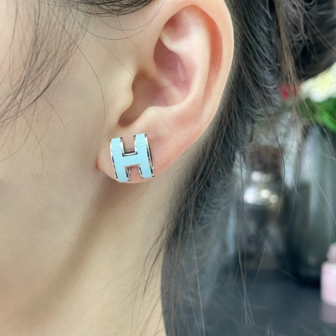 [Vintora]POP H SKY BLUE STUD EARRINGS