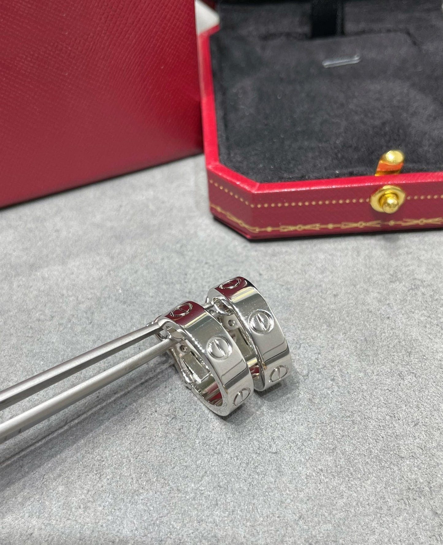 [Vintora]LOVE 5.5MM EARRINGS