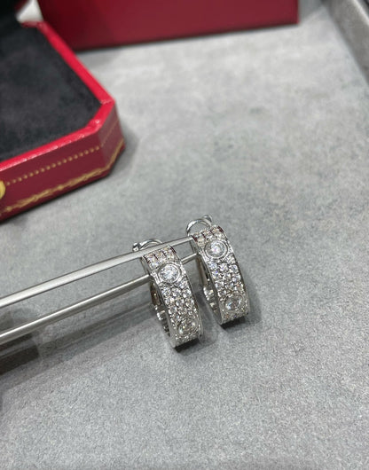 [Vintora]LOVE 5.5MM DIAMOND PAVED EARRINGS