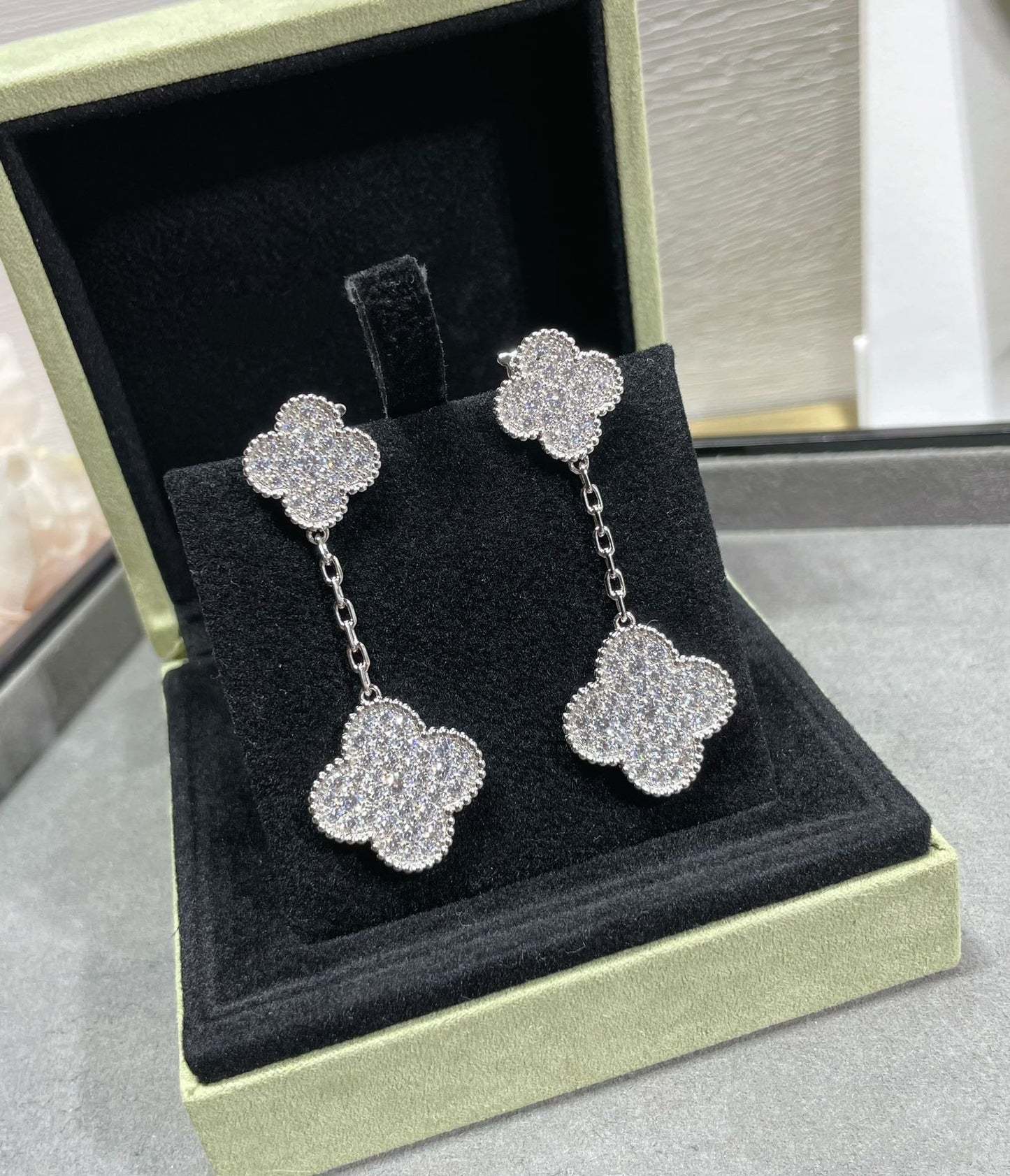 [Vintora]CLOVER 2 MOTIFS DIAMOND PAVED SILVER EARRINGS