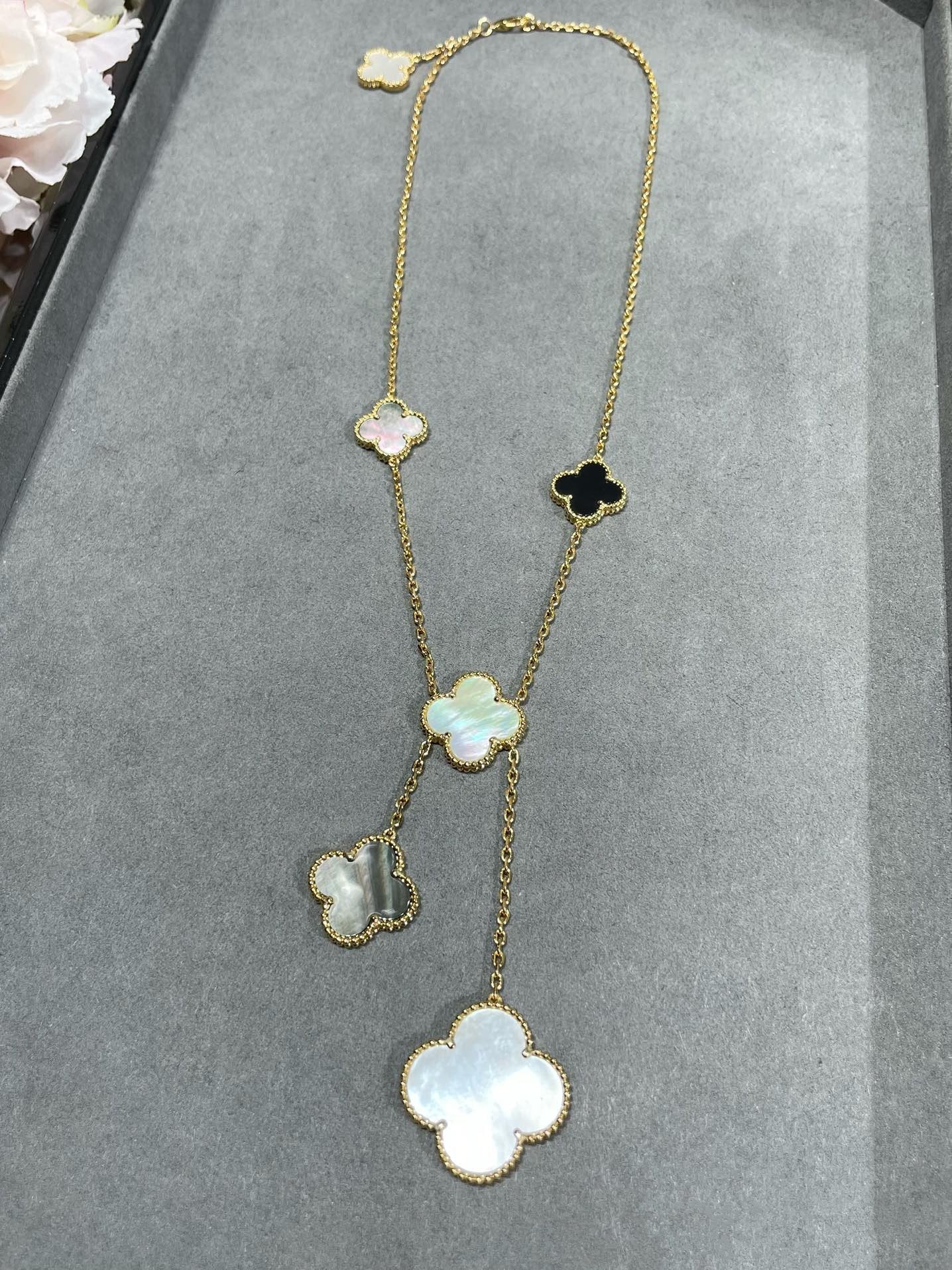 [Vintora]CLOVER 6 MOTIF MOP ONYX GOLD NECKLACE