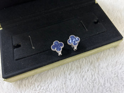 [Vintora]CLOVER PIETERSITE MEDIUM STUD EARRINGS
