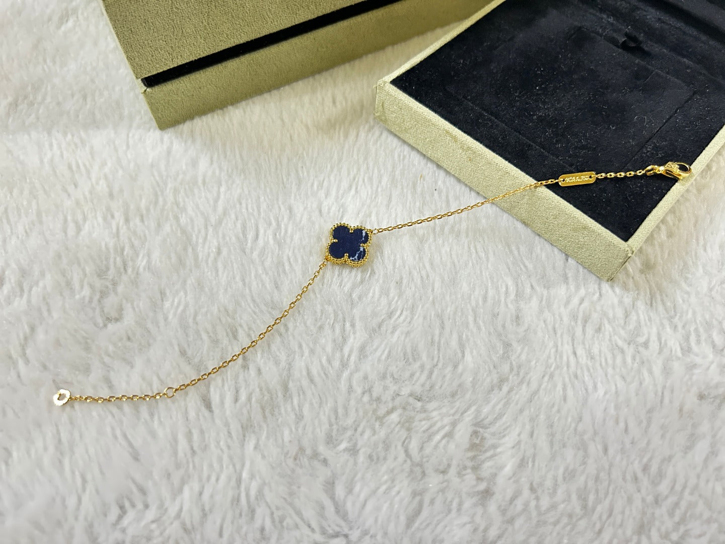 [Vintora]CLOVER 1 MOTIF PIETERSITE BRACELET