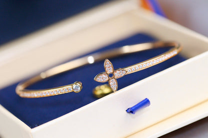 [Vintora]IDYLLE PINK GOLD OPEN BRACELET DIAMOND PAVED