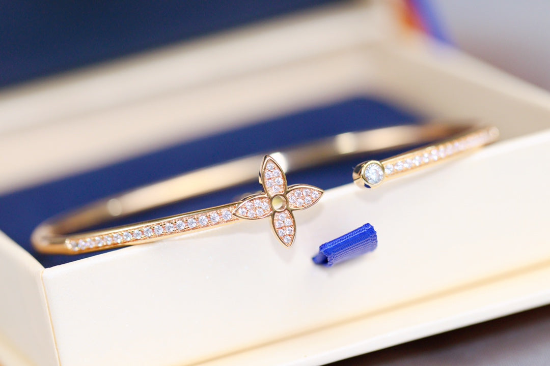 [Vintora]IDYLLE PINK GOLD OPEN BRACELET DIAMOND PAVED