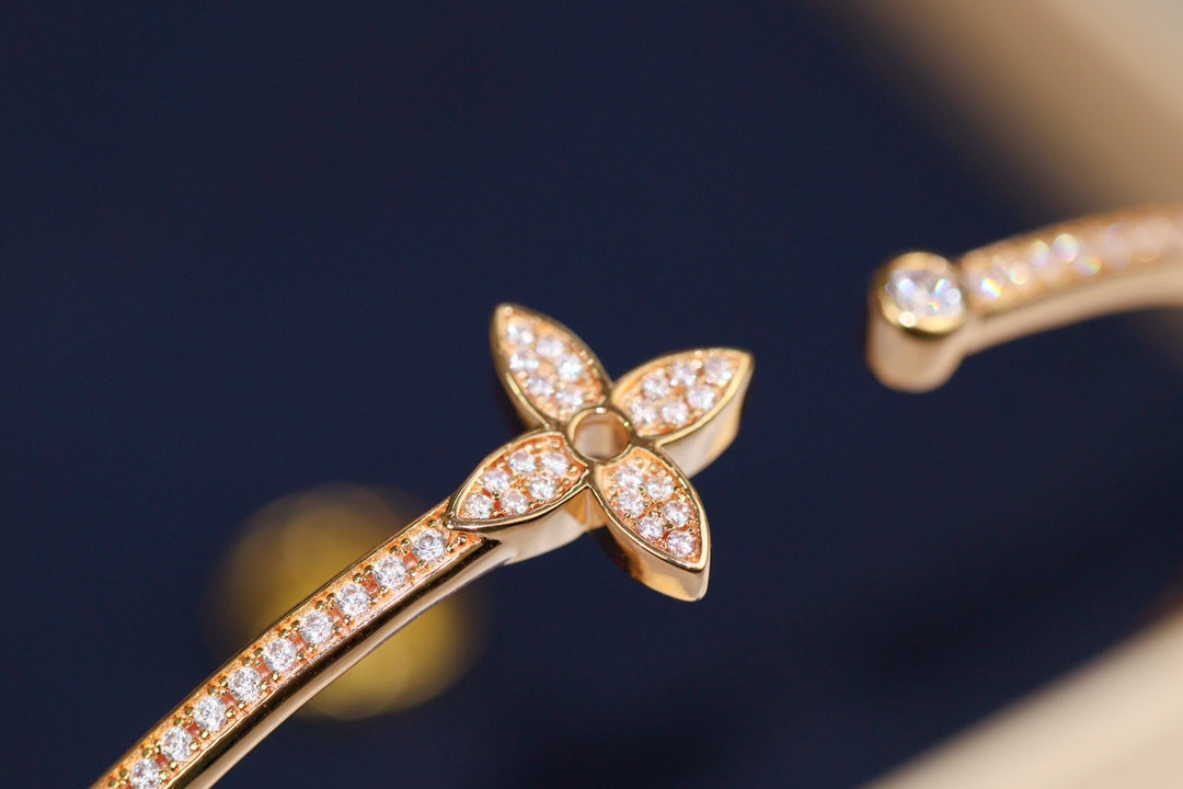 [Vintora]IDYLLE PINK GOLD OPEN BRACELET DIAMOND PAVED