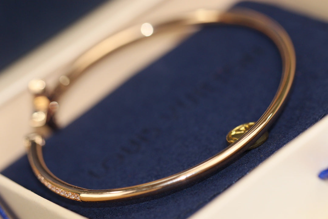 [Vintora]IDYLLE PINK GOLD OPEN BRACELET DIAMOND PAVED