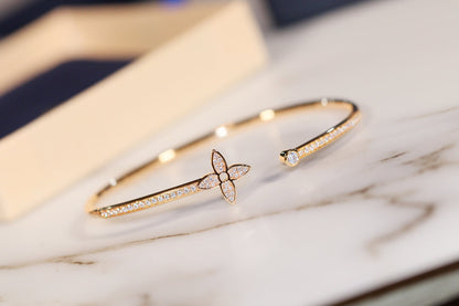 [Vintora]IDYLLE GOLD OPEN BRACELET DIAMOND PAVED