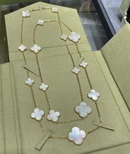 [Vintora]CLOVER 16 MOTIF WHITE MOP GOLD NECKLACE