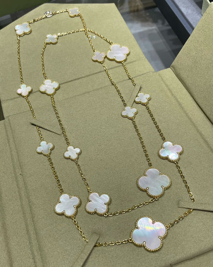 [Vintora]CLOVER 16 MOTIF WHITE MOP GOLD NECKLACE
