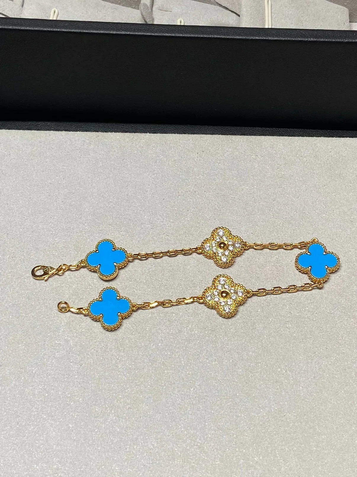 [Vintora] CLOVER 5 MOTIF BLUE AGATE BRACELET COLLECTION