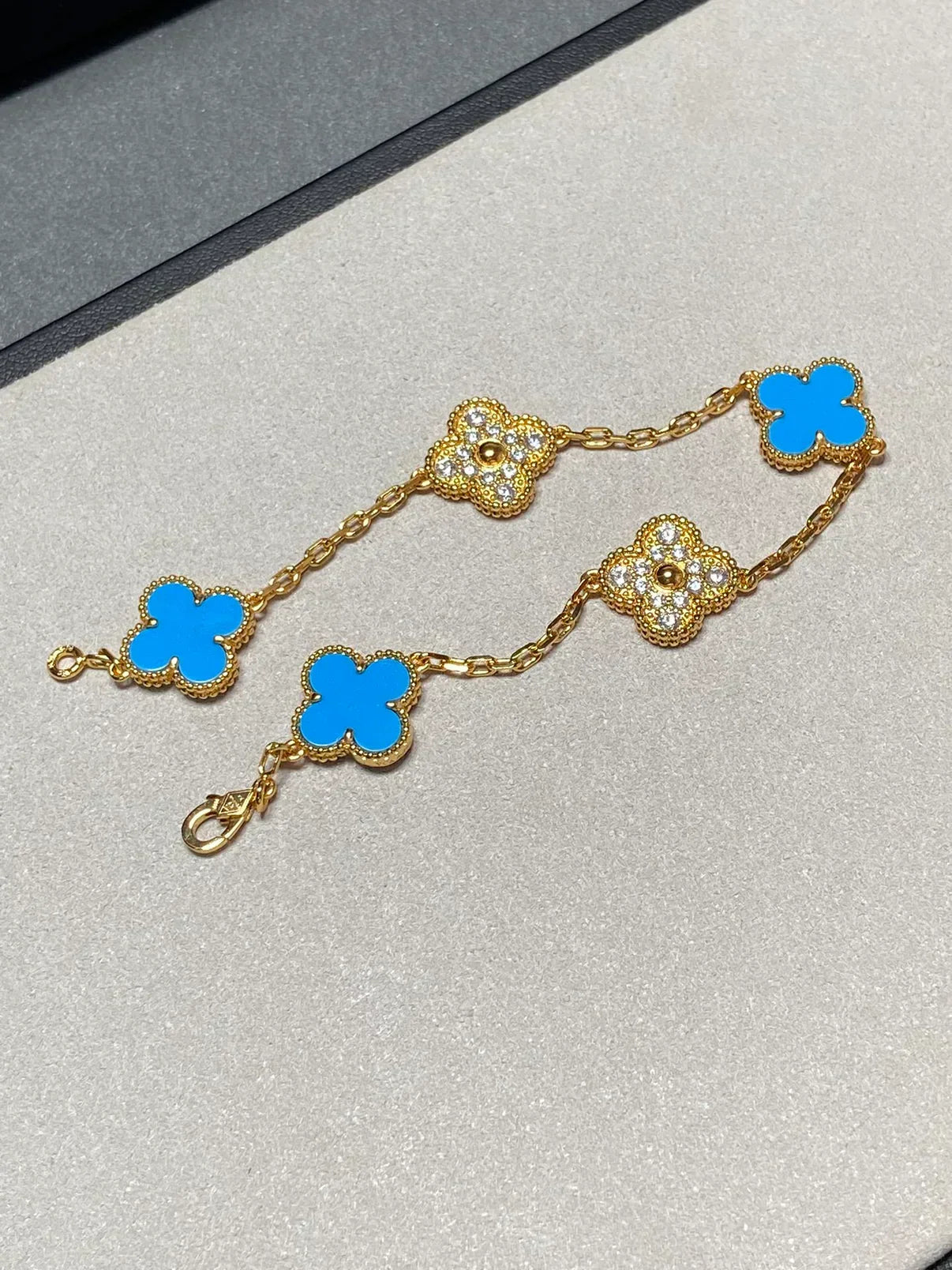[Vintora] CLOVER 5 MOTIF BLUE AGATE BRACELET COLLECTION