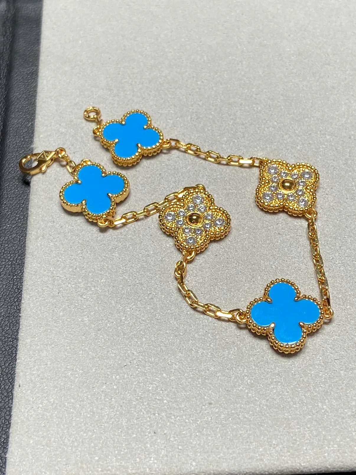 [Vintora] CLOVER 5 MOTIF BLUE AGATE BRACELET COLLECTION