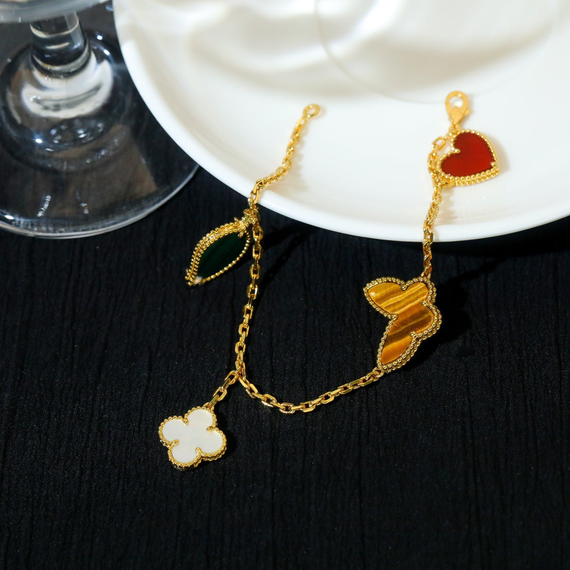 [Vintora]LUCKY SPRING 5 MOTIF GOLD BRACELET