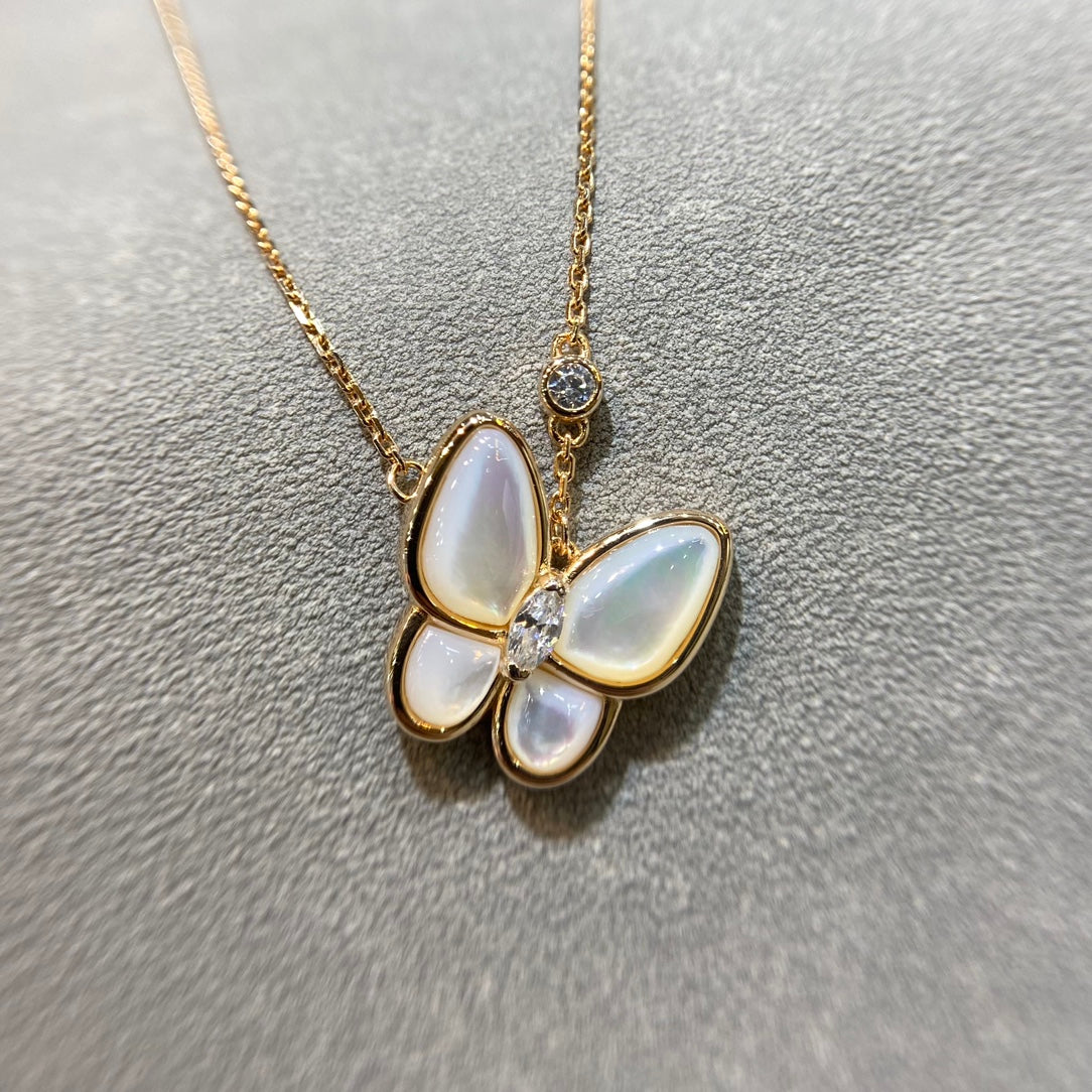 [Vintora]BUTTERFLY MOP DIAMOND NECKLACE