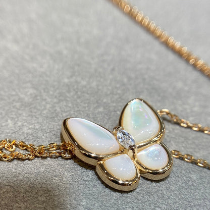 [Vintora]BUTTERFLY MOP DIAMOND NECKLACE