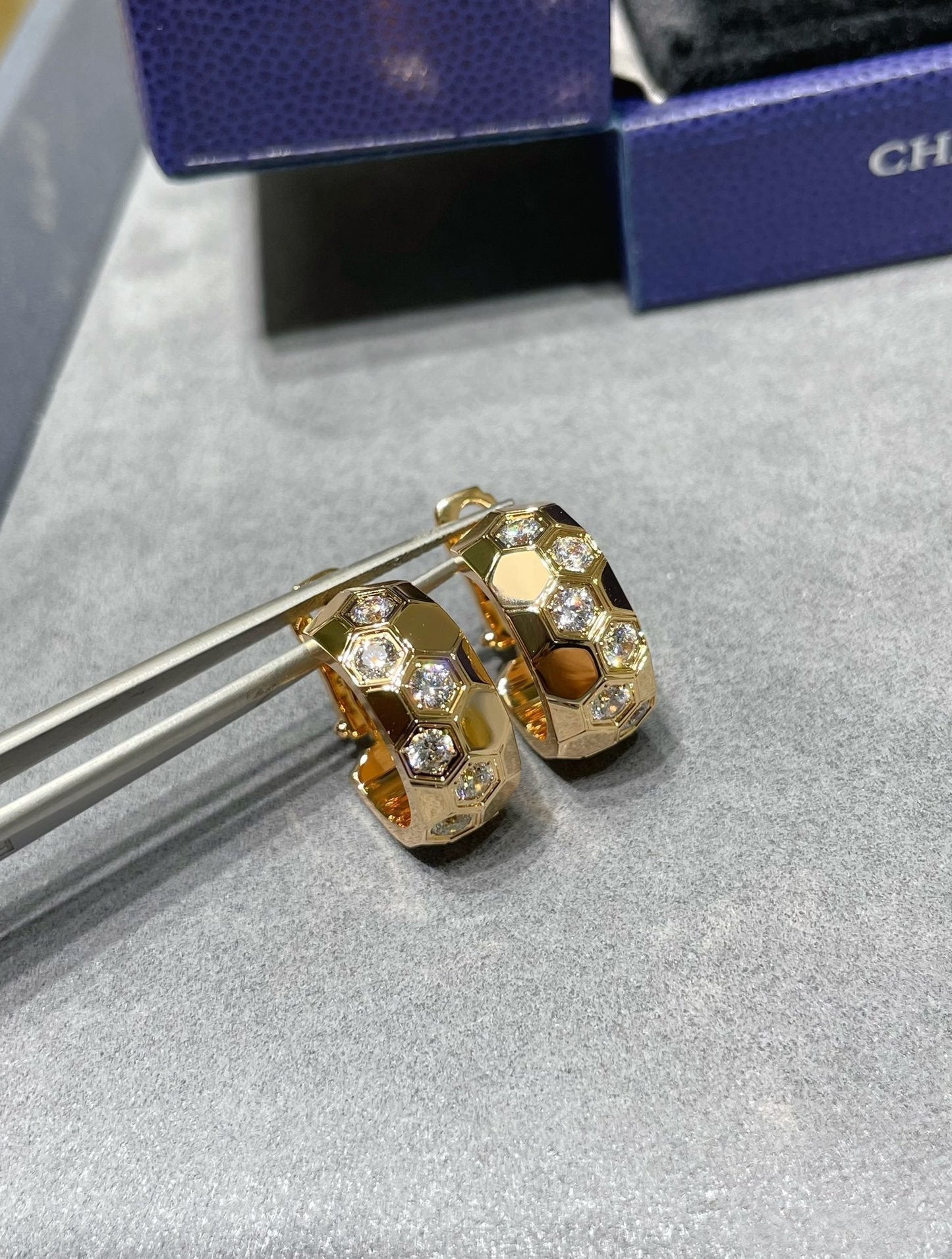 [Vintora]BEE LOVE DIAMOND HOOP EARRINGS