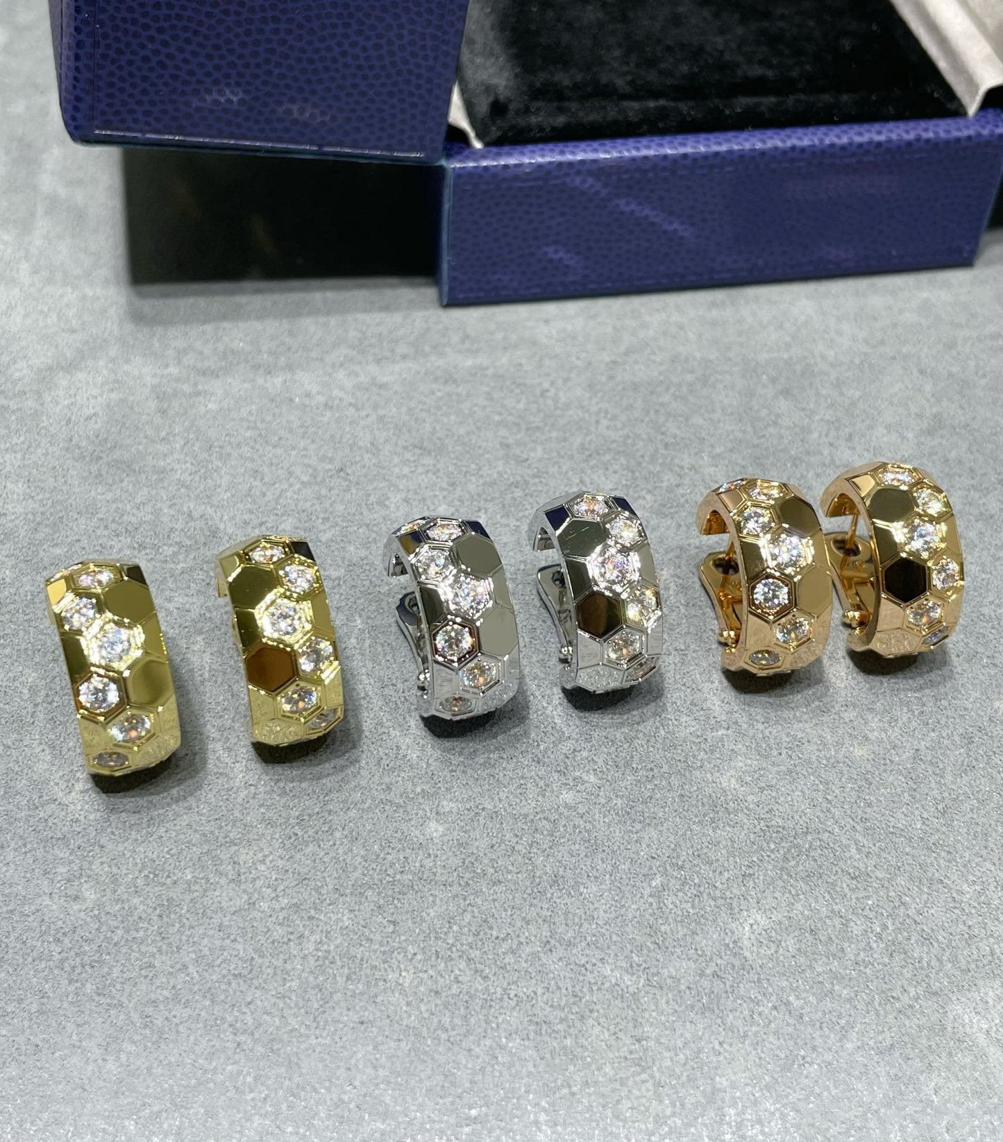 [Vintora]BEE LOVE DIAMOND HOOP EARRINGS