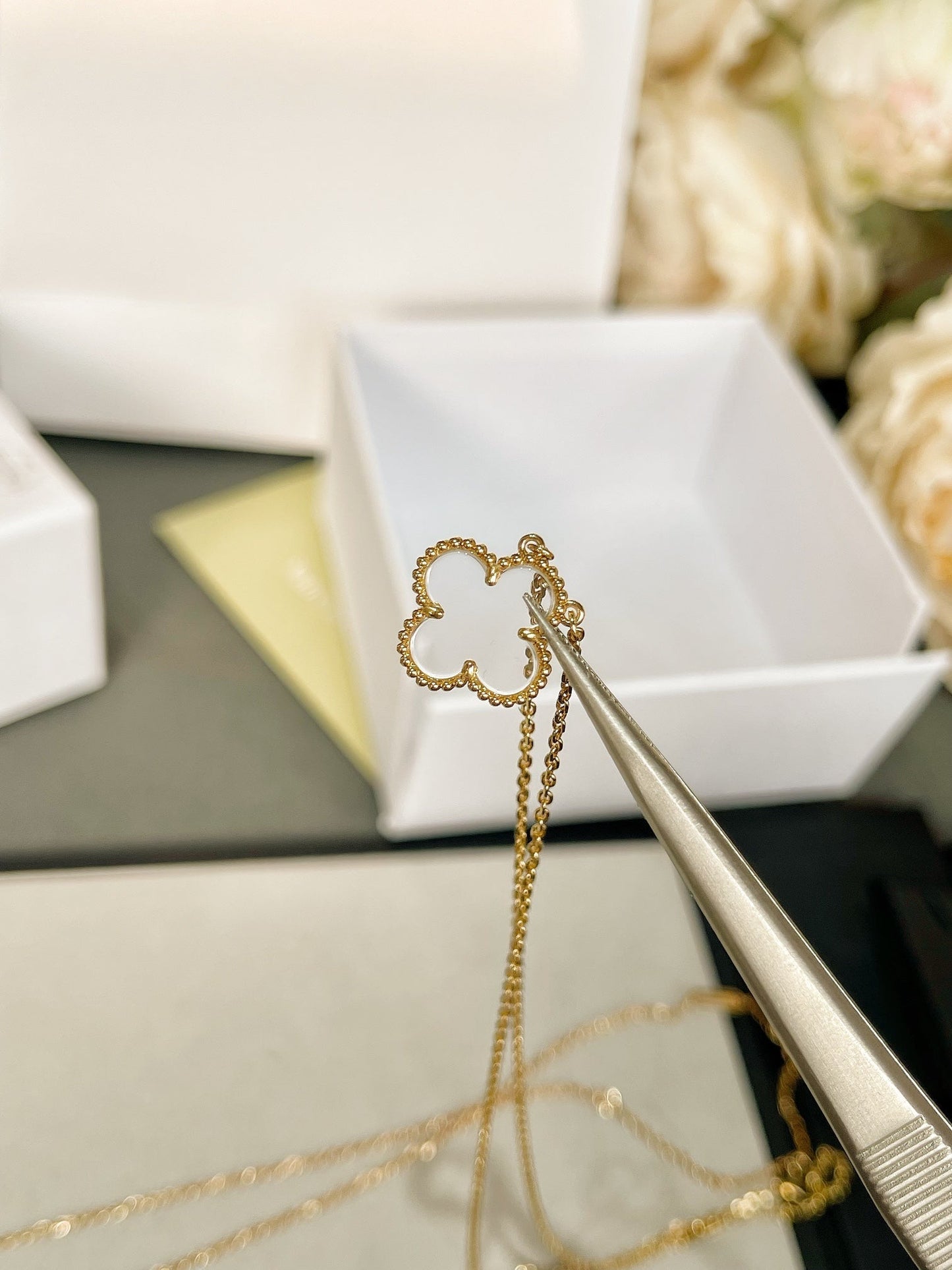 [Vintora]CLOVER ROCK CRYSTAL Vintora GOLD NECKLACE