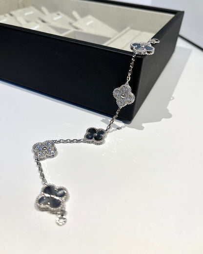 [Vintora] CLOVER 5 MOTIF LASER BRACELET COLLECTION