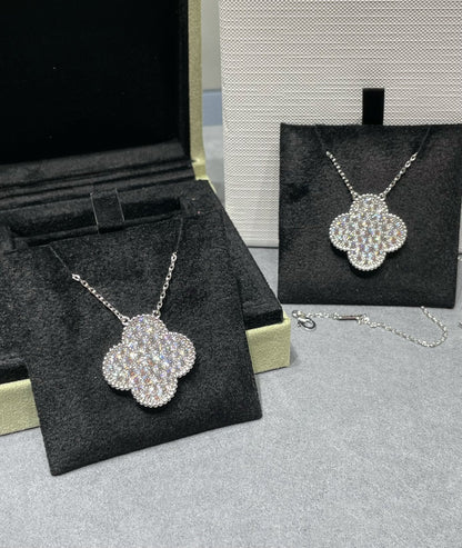 [Vintora]CLOVER 25MM LARGE PENDANT DIAMOND PAVED SILVER NECKLACE