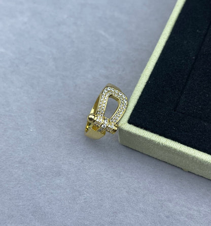 [Vintora]Wide Hoof-Shaped Diamond-Studded Ring
