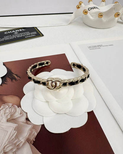 [Vintora]Double C Open Bangle