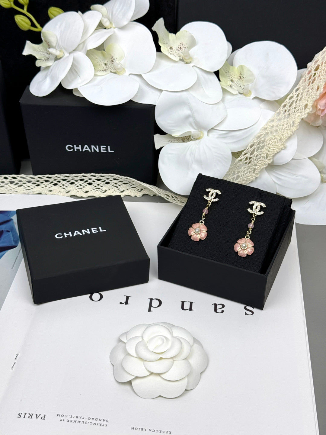 [Vintora]26C Pink Camellia Enamel Pendant with Double C Earrings