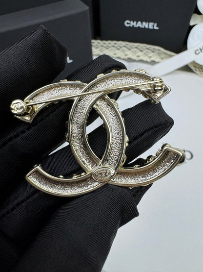 [Vintora]26C Pink-White Enamel Ice Cream Cone Double C Brooch