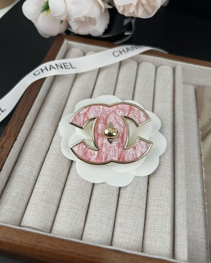 [Vintora]Pink Resin Classic Brooch 5cm