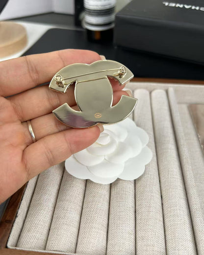 [Vintora]Pink Resin Classic Brooch 5cm