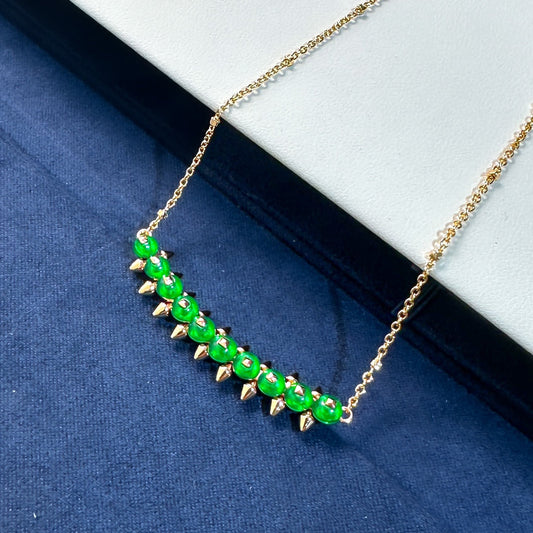 [Vintora]New Arrival: Green Bead Rivet Necklace
