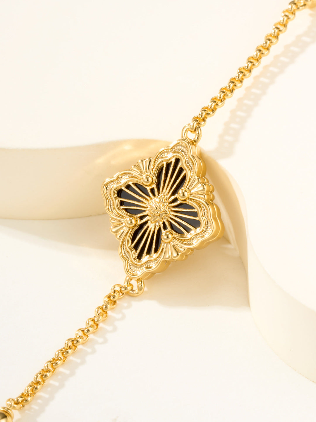 [Vintora]B.C.L ENAMELED One-Flower Bracelet£¨Various Colors)