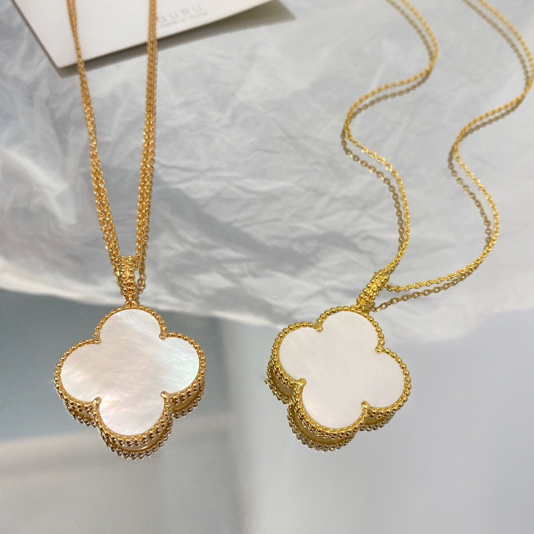 [Vintora]CLOVER 25MM MOP LARGE PENDANT NECKLACE