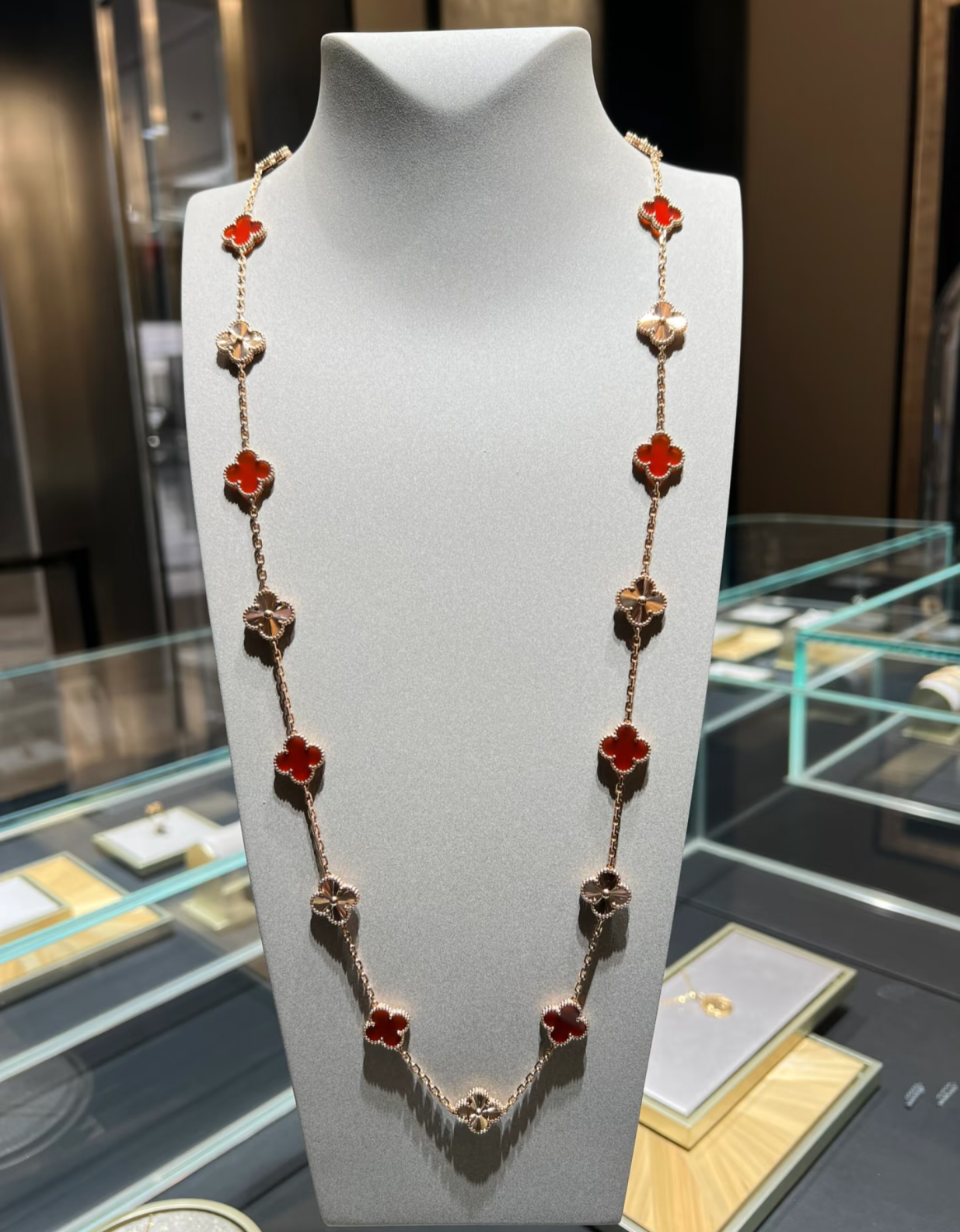 [Vintora]CLOVER 20 MOTIFS LASER CARNELIAN NECKLACE
