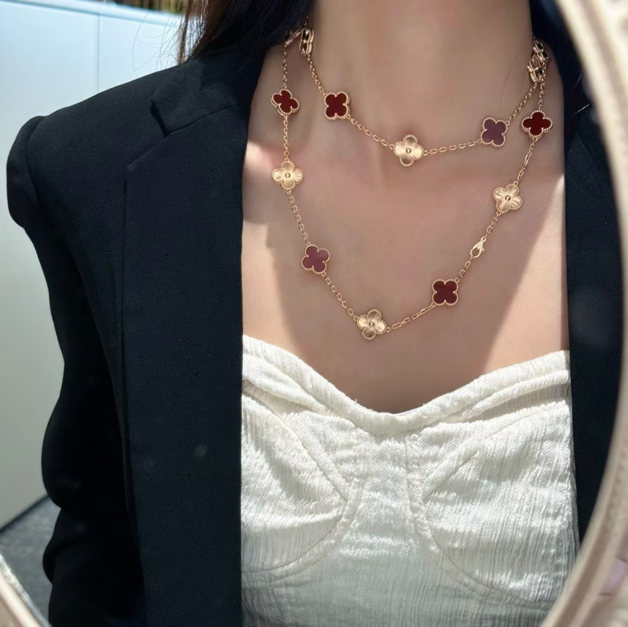 [Vintora]CLOVER 20 MOTIFS LASER CARNELIAN NECKLACE