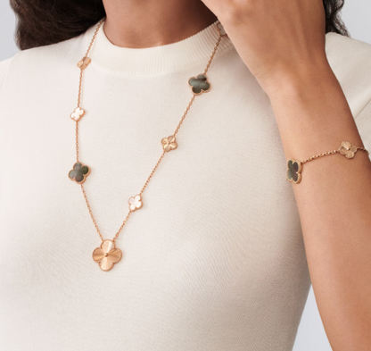[Vintora]DETACHABLE CLOVER 15(11+4) FLOWER SILVER NECKLACE SET