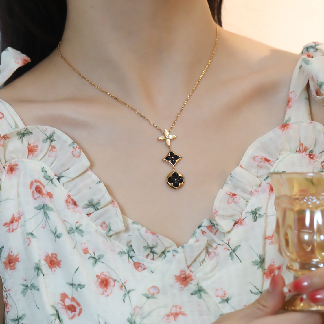 [Vintora]STAR AND SUN ONYX PINK GOLD NECKLACE