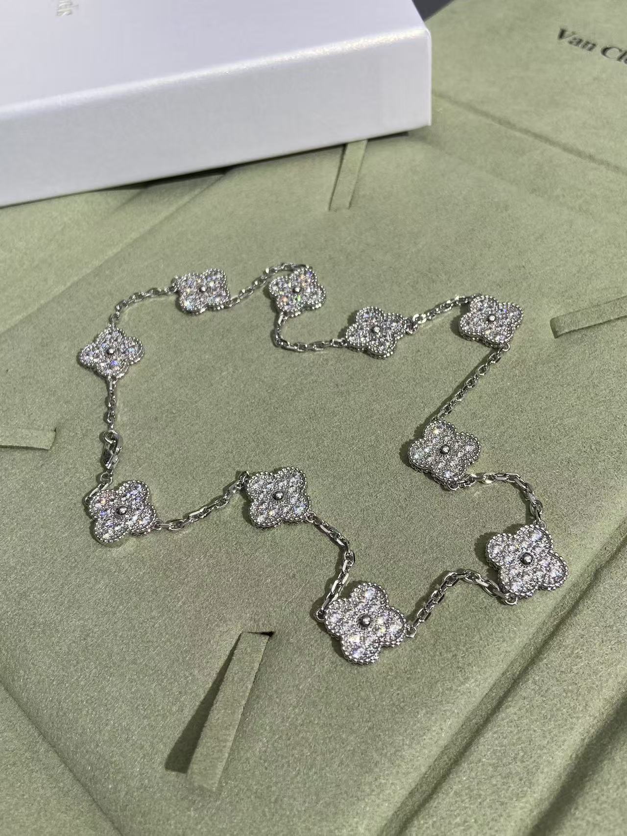 [Vintora Jewelry]CLOVER 10 MOTIFS  FULL DIAMOND NECKLACE