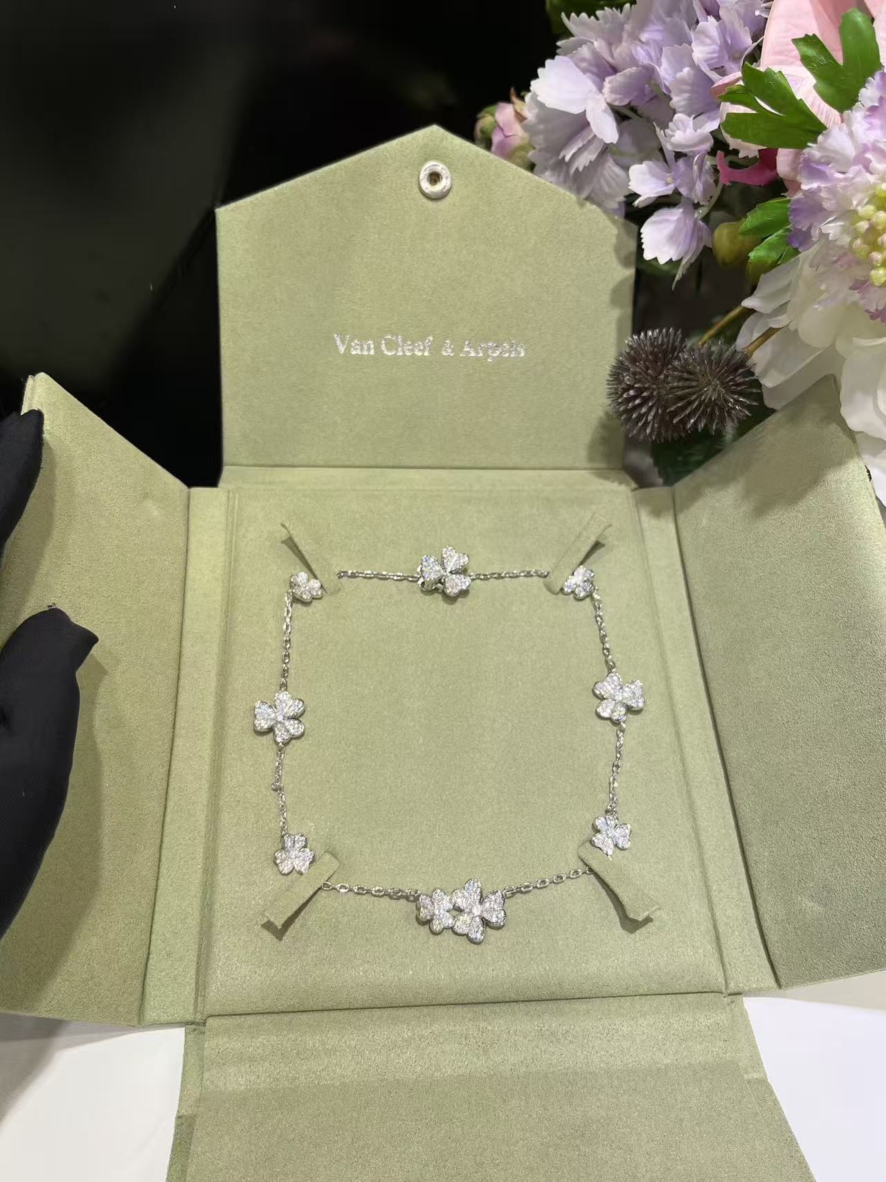 [Vintora Jewelry]CLOVER 10 MOTIFS  FULL DIAMOND NECKLACE
