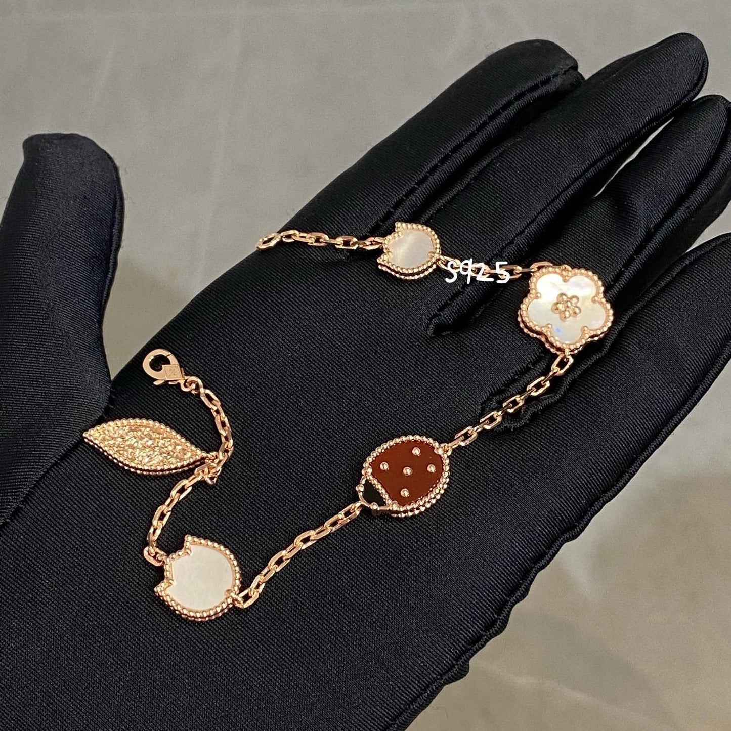 [Vintora]LUCKY SPRING 5 MOTIF BRACELET