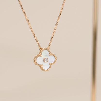 [Vintora]CLOVER 15MM DIAMOND WHITE FRITILLARIA NECKLACE